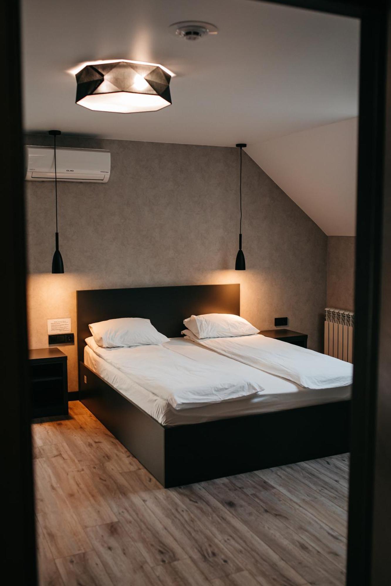 Bastion Motel Samostrely Ngoại thất bức ảnh